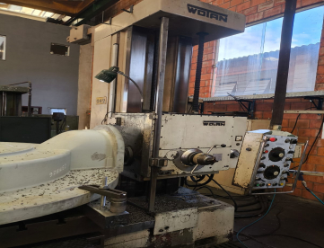 Foto: MANDRILHADORA CONVENCIONAL - WOTAN - FUSO 120 - 1800MM X 1650MM X 800MM