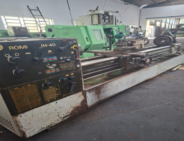 TORNO MECÂNICO ROMI IH40 - 500MM X 3000MM - ARVORE 105MM