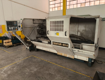 TORNO CNC - ROMI - CENTUR 45A - ANO 2000 - 850MM x 2200 MM