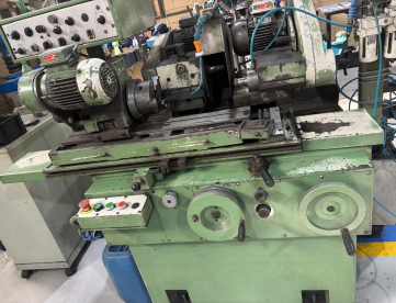 RETÍFICA CILINDRICA - STUDER - S20 - MÁQUINA DE PRECISÃO - COM CABEÇOTE DE INTERNO - 400 X 300 MM
