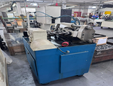 Foto: LAMINADORA DE ROSCAS - CAVOUR - TL7