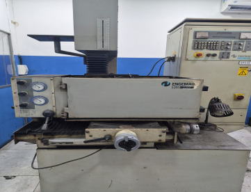 ELETROEROSÃO PENETRAÇÃO - ENGEMAQ - EDM460NC - ANO 1993 - 360 X 250 X 320mm