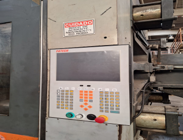 Foto: INJETORA DE PLÁSTICOS - SANDRETTO - MEGA T820 - ANO 1998 - RETROFITADA 2026 (C/ INVERSOR DE FREQUÊNCIA)