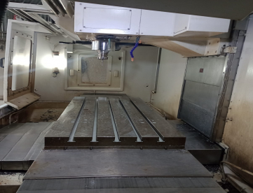 Foto: CENTRO DE USINAGEM VERTICAL - ROMI - D1250 - ANO 2015 - 1250 x 600 x 600 MM - COMANDO FANUC
