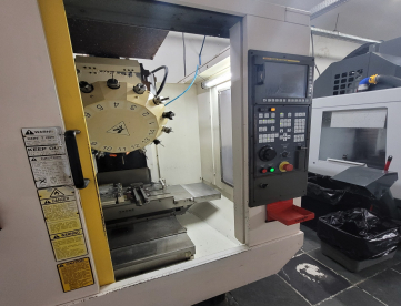 CENTRO DE USINAGEM VERTICAL - FANUC - ROBODRILL - ALPHA T14iE - ANO 2007 - MÁQUINA TODA REVISADA - 500 x 400 x 330 MM