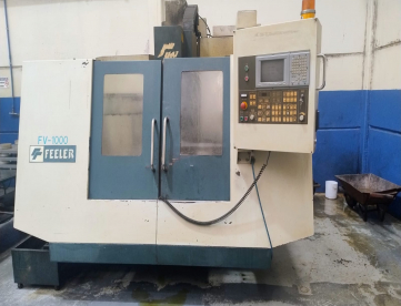 CENTRO DE USINAGEM VERTICAL - FEELER - FV1000 - ANO 2003 - 1000 x 500 x 500 MM