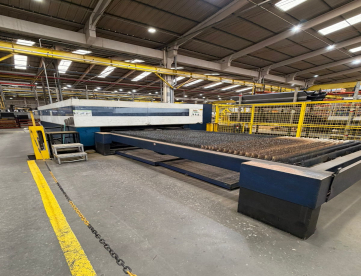 Foto: MÁQUINA DE CORTE A LASER - CO2 - TRUMPF - TRULASER 3040 (L32) - ANO 2012 - 3.200 WATTS