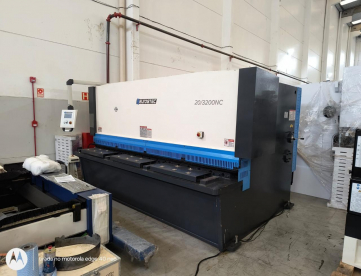 Foto: GUILHOTINA HIDRÁULICA CNC - EUROSTEC - 20X3200 - ANO 2022