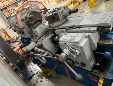 Foto: TORNO MECÂNICO - REVÓLVER - ROMI - MHR - 640 x 900 MM - COM NR12