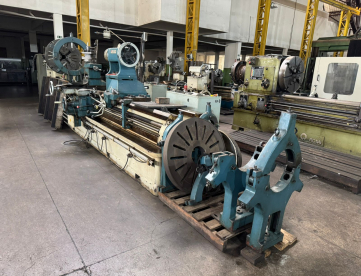 Foto: TORNO MECÂNICO - ROMI - MKII - 1200 X 5000