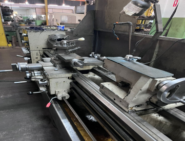 Foto: TORNO MECÂNICO - NARDINI - ND1760 - 440 X 1500 MM