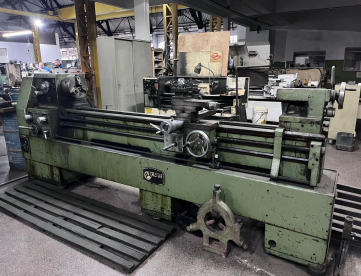 Foto: TORNO MECÂNICO - NARDINI - 300III - 500 x 2200 MM