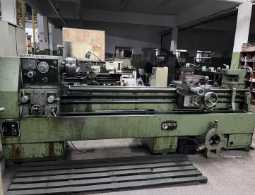 Foto: TORNO MECÂNICO - NARDINI - 300III - 500 x 2200 MM