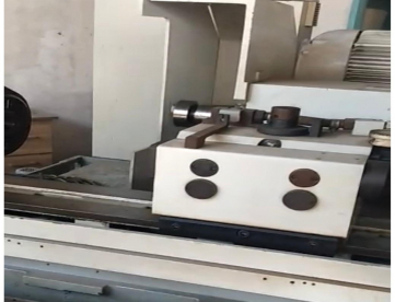 Foto: RETÍFICA CILÍNDRICA CNC - SULMECÂNICA - RCP 1000 