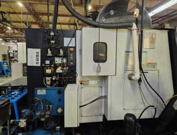 Foto: CENTRO DE USINAGEM VERTICAL MAZAK NEXUS 410A-HS - ANO 2005