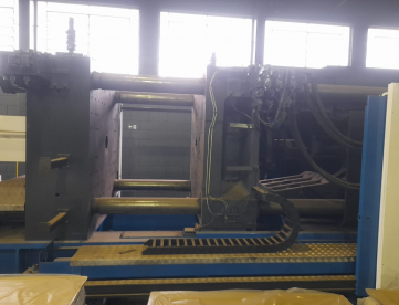 Foto: INJETORA DE PLÁSTICO - NETSTAL - 6000/5500
