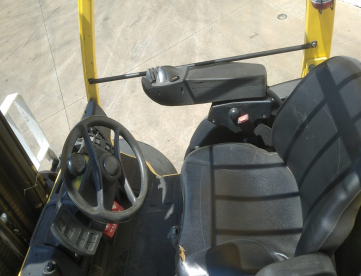 Foto: EMPILHADEIRA  A GAS - HYSTER - 155 FT  - 7 TONELADAS - ANO 2014