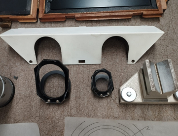 Foto: PROJETOR DE PERFIL - MITUTOYO - MODELO PJ300 COM ACESSÓRIOS