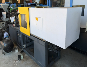 INJETORA DE PLÁSTICOS - SINITRON - SYA90 DT - 90 TONELADAS - ANO 2007