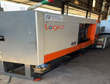 INJETORA DE PLÁSTICOS - SANDRETTO - LOGICA 770 / 130 TONELADAS - ANO 2013