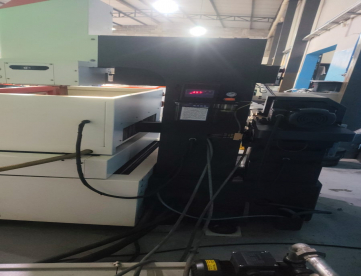Foto: ELETROEROSÃO CNC FIO DE MOLIBDÊNIO - BENER - ELETROCUT EL -32 - ANO 2019