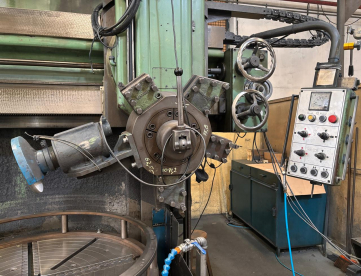 Foto: TORNO VERTICAL CNC - MORANDO - KL 14 - 1400 X 1000 - COMANDO SIMENS                      