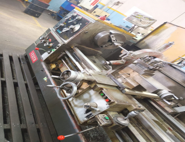 Foto: TORNO MECÂNICO - VEKER - 660MM X 3000MM - ANO 2012