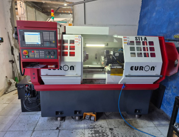 CENTRO DE TORNEAMENTO - EURON - MODELO ST1A - 500 X 470 MM - COMANDO SIEMENS 808D - ANO 2025