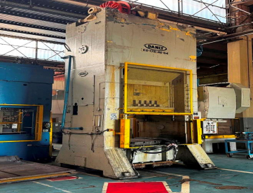 PRENSA EXCÊNTRICA TIPO H – DANLY – E2-175-42X54 – 350 TONELADAS – COM NR-12