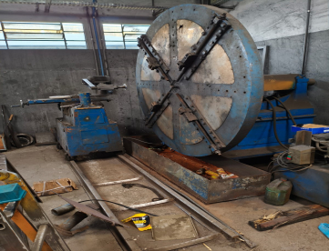 TORNO PLATO PARA USINAGEM PESADA -2300MM