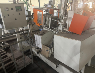 VENDO 6 INJETORA DE ZAMAK CAMARA QUENTE  MARCA BUHLER MODELO  A-5B  5 TONELADAS 