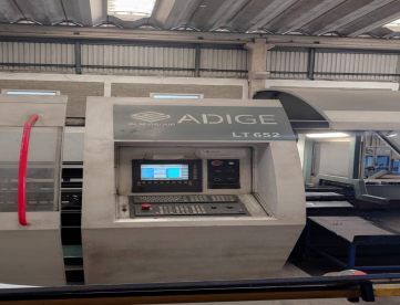 Foto: MÁQUINA DE CORTE A LASER PARA TUBOS E PERFIS METÁLICOS - ADIGE (BLM GROUP) BLM 6T52