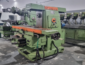 FRESADORA UNIVERSAL - ROMI - U-30