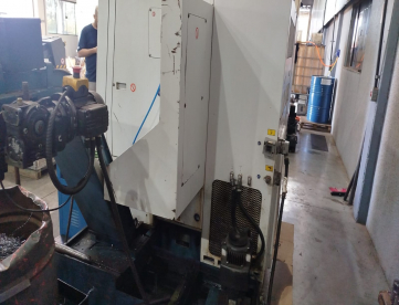 Foto: TORNO CNC - ROMI - GL 240 - COMANDO FANUC - ANO 2010
