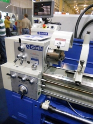 Foto: TORNO HORIZONTAL CLEVER L-1640