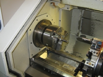 Foto: TORNO CNC ROMI - CENTUR 30D 1000MM - ANO 2008