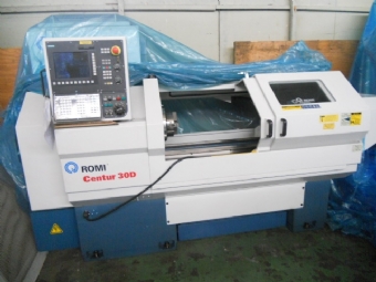 Foto: TORNO CNC ROMI - CENTUR 30D 1000MM - ANO 2011