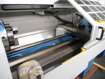 Foto: TORNO CNC ROMI CENTUR 30D - 1000mm - Ano 2010