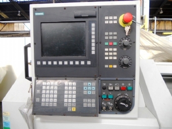 Foto: TORNO CNC ROMI CENTUR 30D - 1000mm - Ano 2010