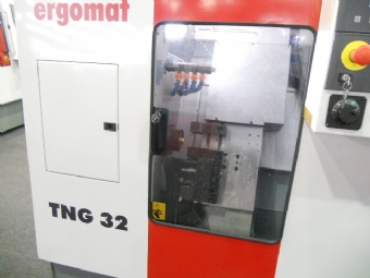 Foto: TORNO AUTOMÁTICO CNC TNG 32