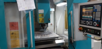 Foto: FRESADORA CNC - SINITRON - KAO 1000 - ANO 2010 - 1000 x 600 x 600mm