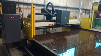 Foto: MESA DE CORTE PLASMA CNC TECNOPAMPA   HPR 260 X D ANO 2012