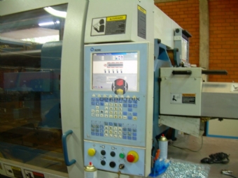 Foto: INJETORA DE PLASTICOS ROMI ELETRICA ELETROMAX 220 ANO 2005