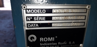 Foto: TORNO CNC ROMI - CENTUR 30D - 1000MM - ANO 2003