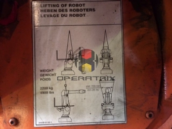 Foto: ROBÔS  MARCA ABB - CAPACIDADE DE CARGA 150KG