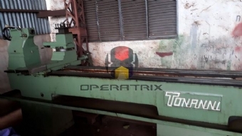 Foto: Torno Mecânico Tonanni 4.000mm x 800 mm