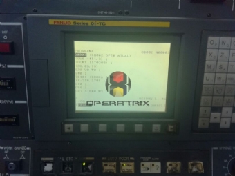 Foto: Torno CNC Hyundai SKT-21 (XZ) 350 x 410 mm Ano 2007 Fanuc