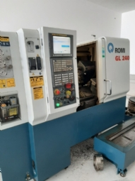 Foto: TORNO CNC ROMI GL240 ANO 2010