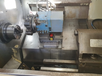 Foto: TORNO CNC NARDINI VULCANIC 160 - BARRAMENTO INCLINADO