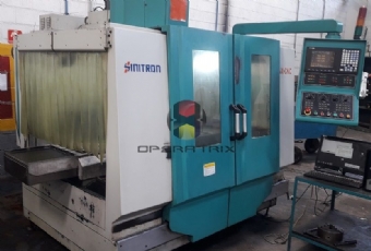 Foto: FRESADORA CNC SINITRON - B5NX- ANO 2006